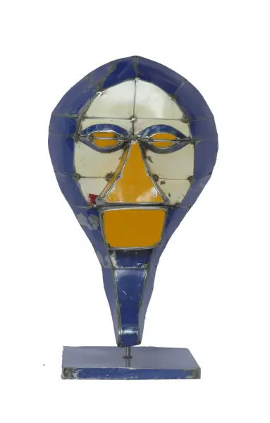 Product image 1 of the product “Small Mask on stand - Modell 3, 53cm height, sculpture from upcyceled oil barrel. ”